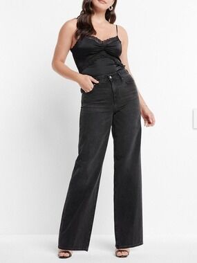 EXPRESS HIGH-RISE WIDE LEG BLACK DENIM JEANS SIZE 10 LIKE NEW!